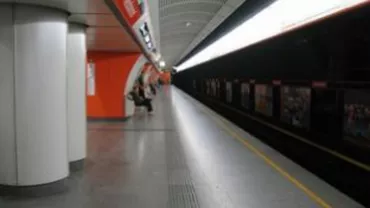 București: O garnitură de metrou a deraiat