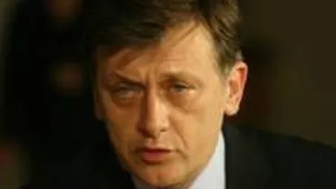 Crin Antonescu: PNL nu a susținut admiterea la facultate fără bac. Inițiativa nu ne aparține