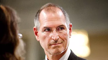 Bloomberg: Steve Jobs murise înainte ca iPhone 4S să fie lansat pe piață