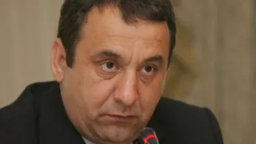 Șeful ANOFM a primit mită 22.000 euro şi 19.000 lei. Instanța a decis arestarea sa