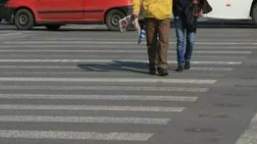 Botoșani: O jurnalistă a fost lovită cu mașina de un polițist, care a fugit de la locul faptei