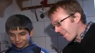 Stewart Wall, australianul care a venit în România pentru a experimenta viața de la țară (VIDEO)