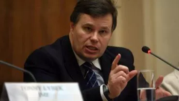 FMI este de acord cu majorări de salarii și pensii în 2012