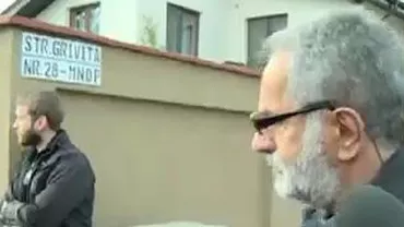 Ion Manole, la locuința lui Petru Mircea: Nu ne dă voie să ne vedem nepotul. Eu vin cu executor judecătoresc să sparg poarta copilului meu?