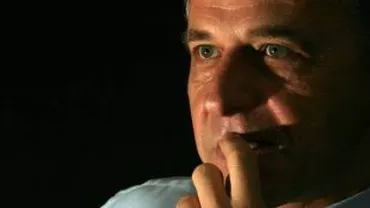 Şefia Senatului, negociată în PSD: Geoană, la un pas de debarcare „benevolă”. Corlăţean, posibilul înlocuitor