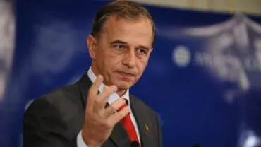 Mircea Geoană a avut o întâlnire cu senatorii PSD înainte de ședința plenului Senatului pe care o va conduce