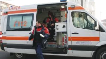Timiș: Un băiat de cinci ani, în stare gravă după ce a fost călcat de un tractor condus de unchiul său