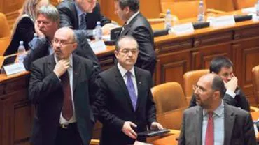 Membrii Coaliției au modificat sistemul electoral printr-o formulă cu o treime compensare şi restul uninominal