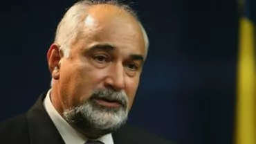 Vosganian: După ce de ani de zile Băsescu zicea să întrerupem contractele, acum aleargă după DG Competition