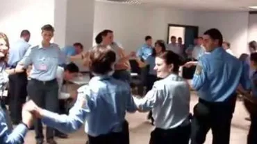 Petrecere de pomină a Brigăzii Antitero SRI: De muncă ne-am săturat, dă-o-n m..ții mă-sii. Succese nemeritate și bani nemunciți (VIDEO)