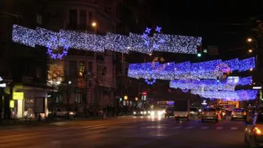 Luminile de Crăciun din Capitală vor fi aprinse de primarul Sorin Oprescu