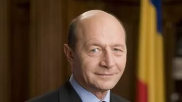 Traian Băsescu, mesaj de Ziua Constituţiei: „Nu trebuie privită ca ceva imuabil”