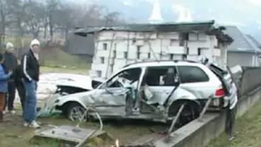 Maramureș: Un contrabandist de țigări a murit după a intrat cu mașina în gardul unei gospodării