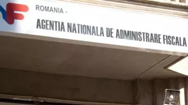 Oferte de la Fisc de sărbători: 6.700 de litri de votcă, bijuterii, carburanți și haine de firmă