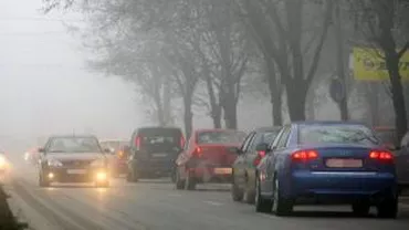 Avertizare nowcasting: Condiți de ceață în 12 județe din țară, inclusiv pe autostrăzile A2 și DN1