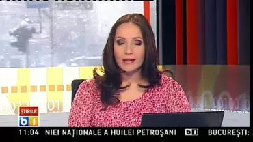 Hillary Clinton, atacată cu vopsea roșie în Filipine (VIDEO)