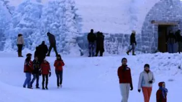 Ninsoare și vânt puternic în zonele montane. Vreme rece în Capitală: Vezi prognoza meteo pentru weekend