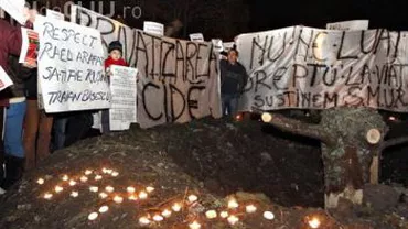 București: Câteva sute de persoane protestează pentru susținerea lui Raed Arafat