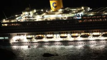 MAE: Compania care deține nava de croazieră naufragiată în Italia a anunțat că la bord se aflau 56 de români, turişti şi personal