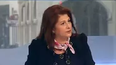 Rovana Plumb face apel la Maria Băsescu să îl determine pe şeful statului să demisioneze