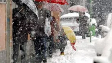 Trafic îngreunat pe Valea Prahovei: Mașinile circulă bară la bară