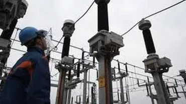 Zeci de localități din mai multe județe din sudul țării au rămas fără curent din cauza ninsorilor abundente