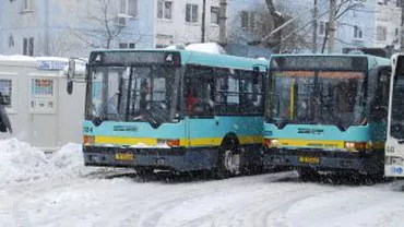 Transportul în comun, afectat de ger în Capitală: Cinci linii de troleibuz, blocate aproape o oră în cartierul Militari