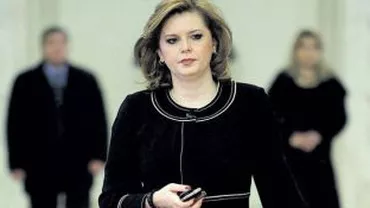 Roberta Anastase: „Demisia parlamentarilor din opoziție este o grevă de lux”