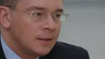 Cabinetul Ungureanu s-a reunit la comandamentul de iarnă pentru a discuta situația din județele sinistrate