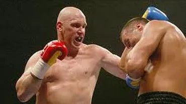 Fostul campion mondial la kickboxing, Mike Bernardo, a fost găsit mort în locuința sa din Cape Town