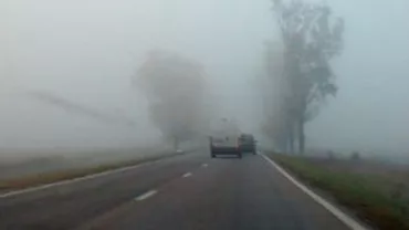 Avertizare meteo de ceaţă în mai multe județe din țară: Vizibilitate scăzută sub 200 de metri