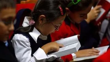 Părinții vor să conteste în instanță obligativitatea clasei pregătitoare