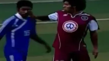 Cum se răzbună fotbaliștii saudiți pe adversarii lor: Cu gumă de mestecat! (VIDEO)