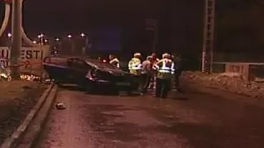 Accident în Capitală: Un bărbat a murit după ce a intrat cu mașina într-un stâlp din cauza poleiului și a vitezei excesive