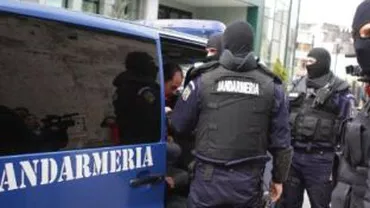Percheziții în Ploiești și București: Este vizată o rețea specializată în fraude financiare