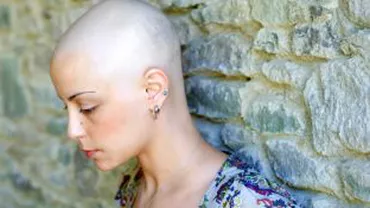 Bolnavi de cancer, înșelați cu medicamente „miraculoase”: Vinovatul a fost reținut