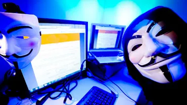 Hackerii de la Anonymous și-au dat singuri foc la căciulă în ianuarie: Au descărcat troianul Zeus pe propriile calculatoare