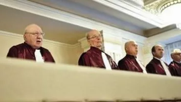 Opoziția a sesizat CC privind numirea noilor membri CNA de către Parlament