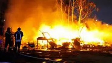 Vrancea: Incendiu la Schitul Soveja. Flăcările au cuprins sala de mese și chiliile măicuțelor