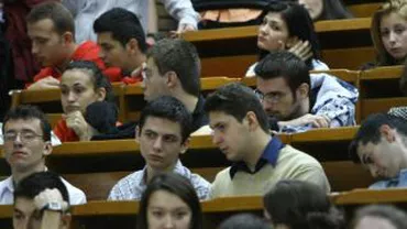 Târgu Mureș: 400 de studenți de la Universitatea de Medicină protestează față de înființarea unei secții de predare în limba maghiară