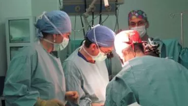 Premieră medicală în România: O fată care suferea de boala Wilson a primit porțiuni din ficatul mamei și sorei