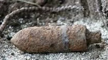 Iași: Un proiectil a explodat în localitatea Valea Oilor. Doi copii au fost grav răniți