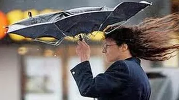 Avertizare de vânt puternic pentru 8 județe din țară: Vezi prognoza meteo
