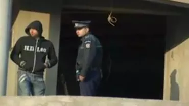 Sinucidere învăluită în mister: Un bărbat a fost găsit spânzurat în locuința sa din Drobeta Turnu Severin