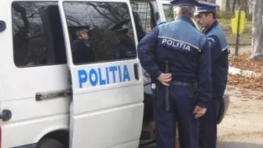 Un fost poliţist din Constanţa şi-a ucis mama, apoi a încercat să se sinucidă