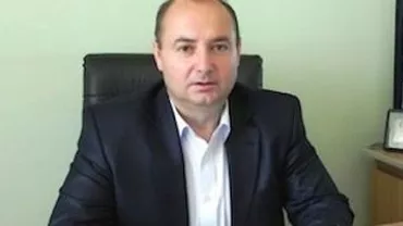 Primarul comunei Băneşti, aflat sub arestat preventiv, candidează pentru un nou mandat din partea PDL Prahova