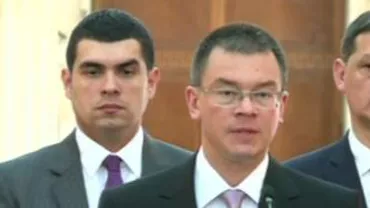 Ungureanu, despre mandatul său: A fost o experiență extraordinară și foarte onorantă. Nu m-am simțit sacrificat, acest Guvern a câștigat