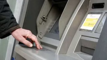 Un bărbat din Iași, terorizat pentru o datorie de un franc la o bancă