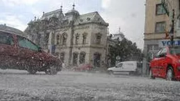 ANM: Avertizări de averse și căderi de grindină pentru patru județe din țară