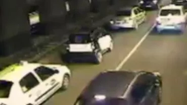 Primele imagini ale accidentului din Pasajul Lujerului, în care au fost implicate trei tramvaie (VIDEO)